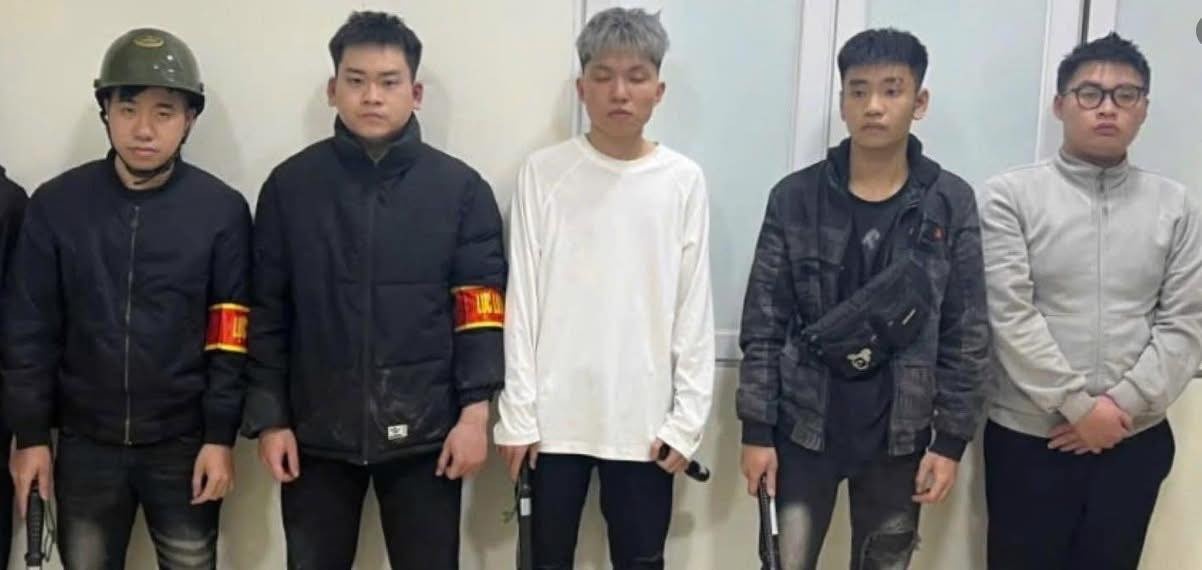 Gia danh,  Canh sat 141,  Ha Noi anh 1