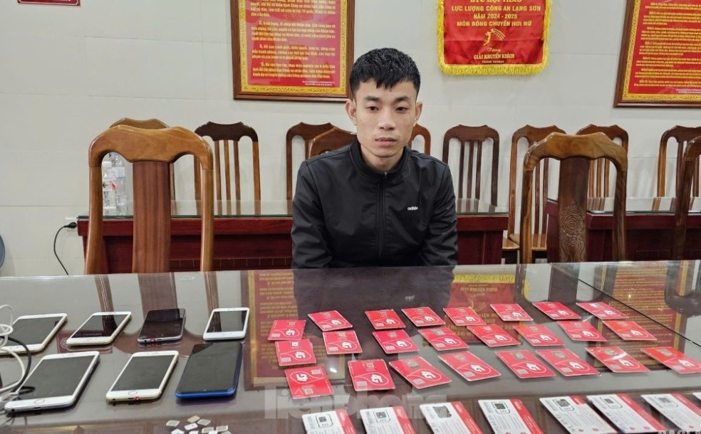 Bat doi tuong lua dao mua ban tren mang, chiem doat tren 6 ty dong hinh anh