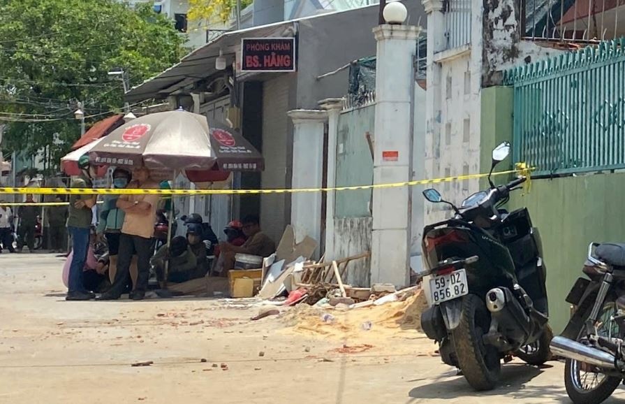 Ly do nguoi dan ong tu vong khi do nha o TP.HCM hinh anh