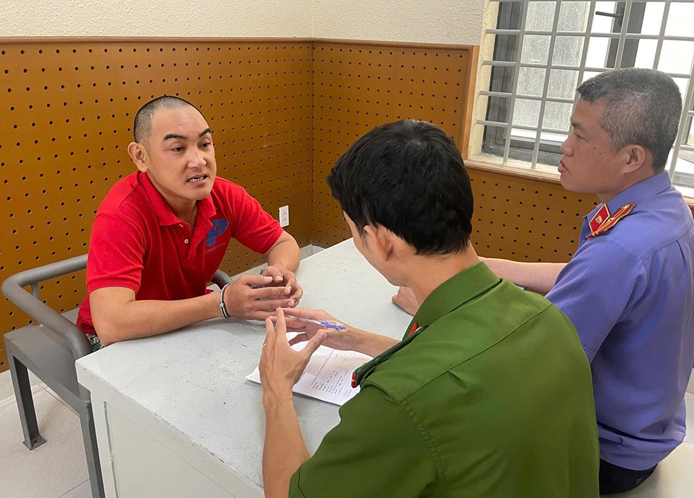 Dap pha oto TP.HCM anh 1