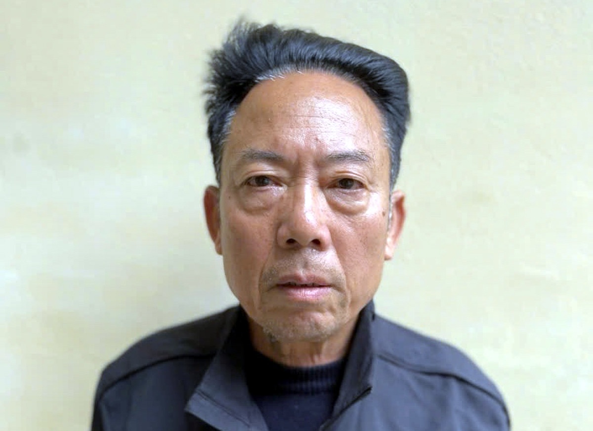 Bat tam giam Pho giam doc Cong ty Co phan van tai va du lich Huong Son hinh anh