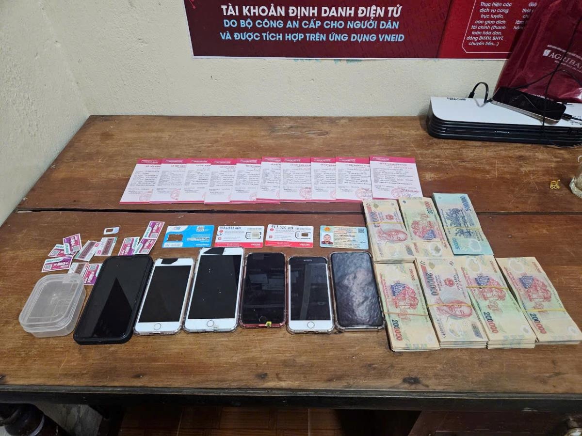 hack Facebook lua dao anh 2