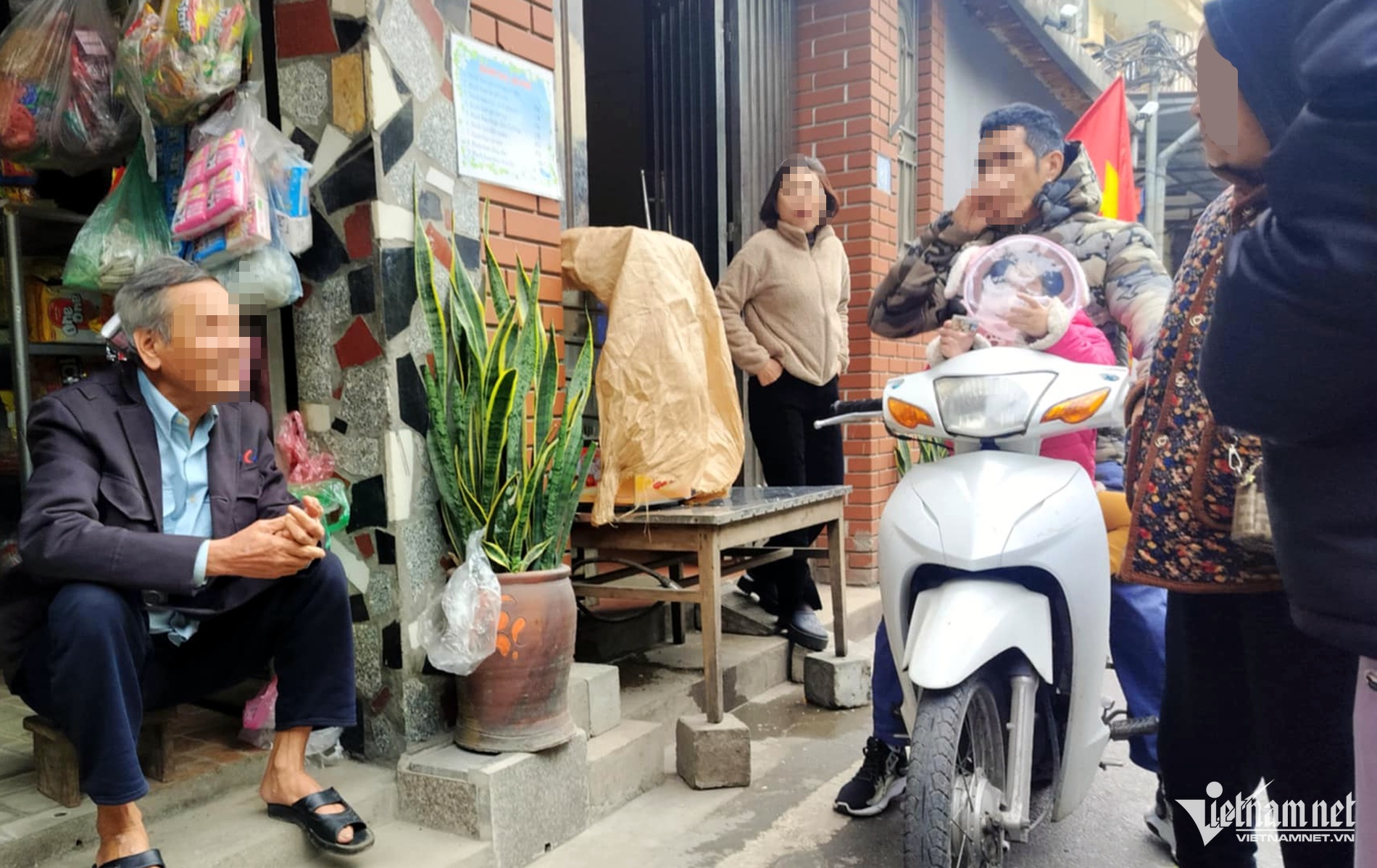 Be 5 thang tuoi,  Tu vong bat thuong,  Ha Noi anh 2