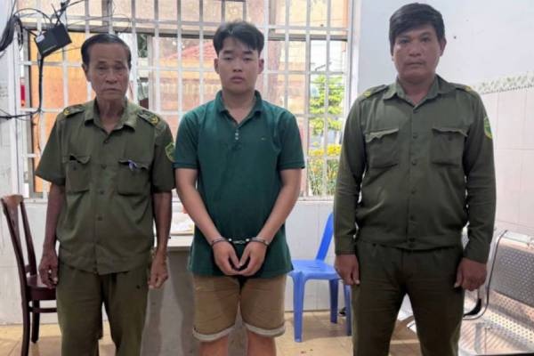 Bat tai xe xe tai gay tai nan khien nu sinh lop 12 tu vong hinh anh