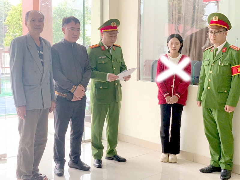 Duong day lua dao,  Qua mang,  Campuchia anh 1