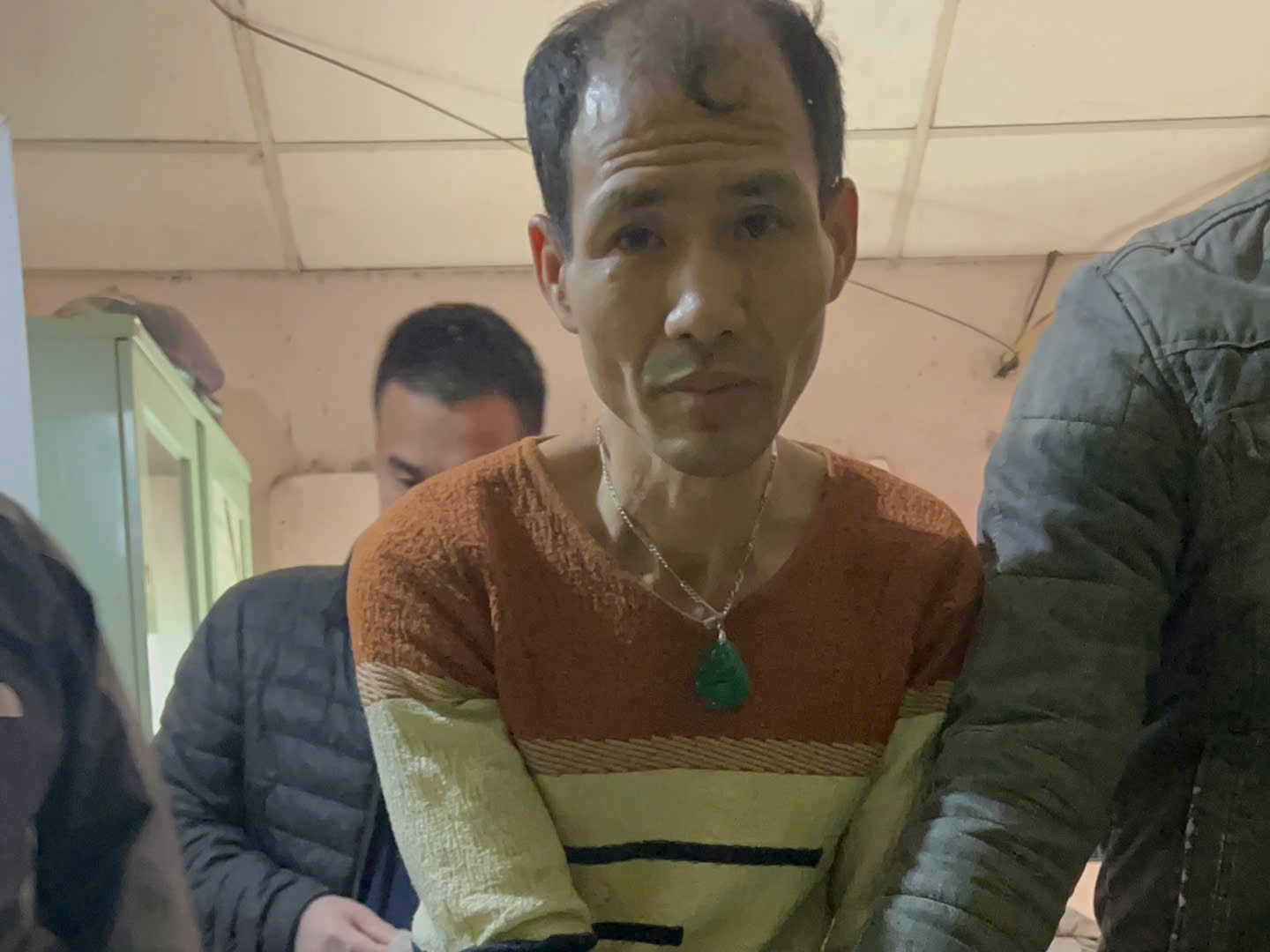 Khoi to 2 doi tuong mua ban, tang tru gan 5.000 vien ma tuy hinh anh