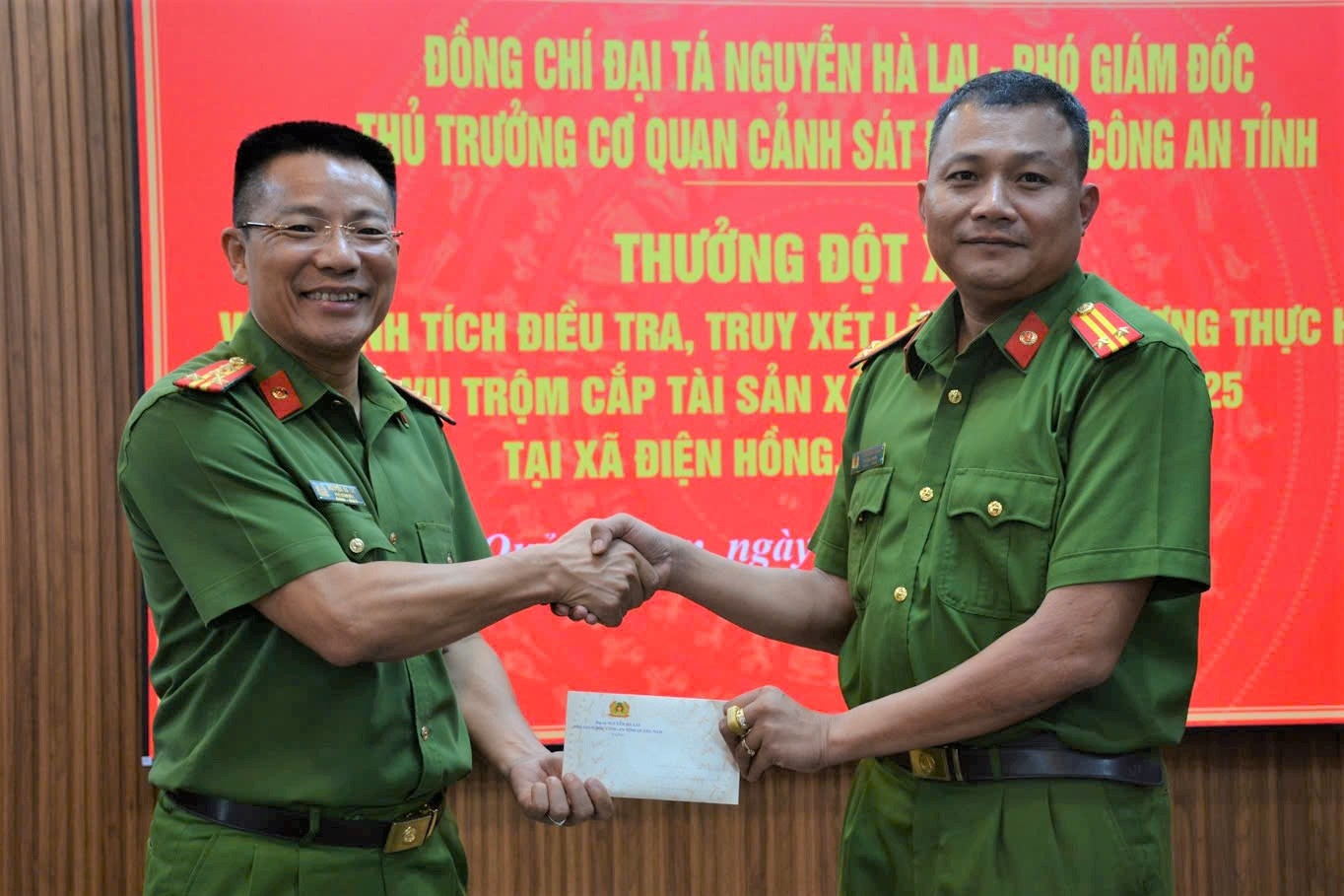 Thanh nien,  Dot nhap nha dan,  Pha ket sat anh 2