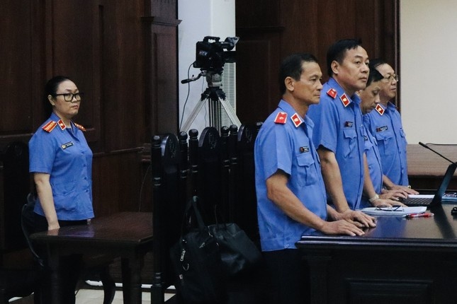 Vạn Thịnh Phát,  Trương Mỹ Lan ảnh 1 Van Thinh Phat,  Truong My Lan anh 1