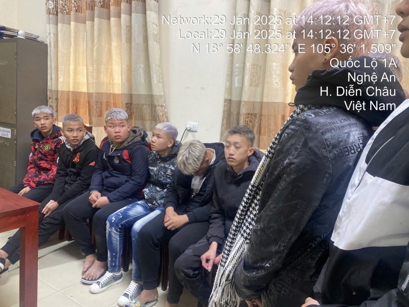 Thao bien so xe,  Nao loan cao toc anh 1