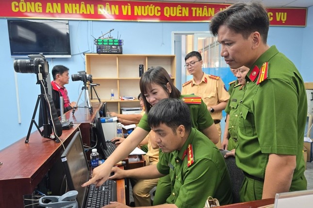 Cap, doi GPLX tai cong an phuong, xa, thi tran o TP.HCM tu ngay 17/3 hinh anh