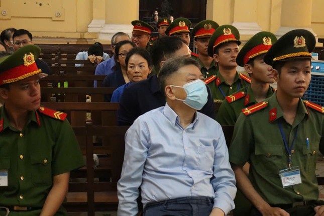 Vạn Thịnh Phát,  Trương Mỹ Lan ảnh 4 Van Thinh Phat,  Truong My Lan anh 4