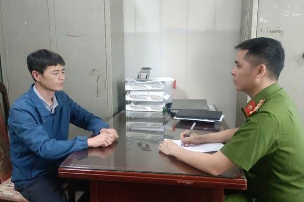 Khoi to nhom doi tuong to chuc danh bac va danh bac hinh anh