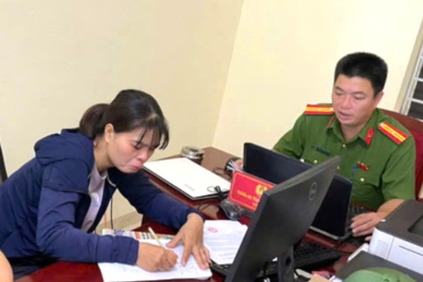 Tom gon nu 'dao chich' 4 lan mo trom ket sat, cuom 350 trieu dong hinh anh