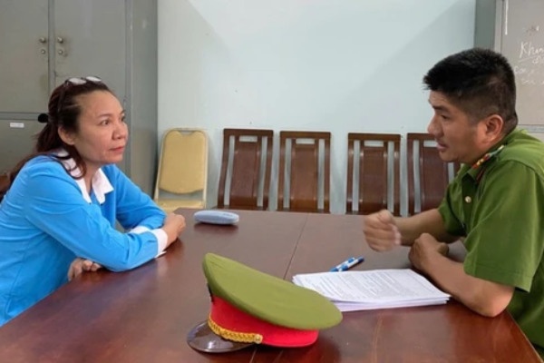 Xet xu kin vu bao mau hanh ha tre o Mai am Hoa Hong hinh anh