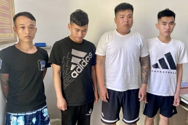 Bat qua tang nhom bao ke kinh doanh o bien Hai Tien hinh anh