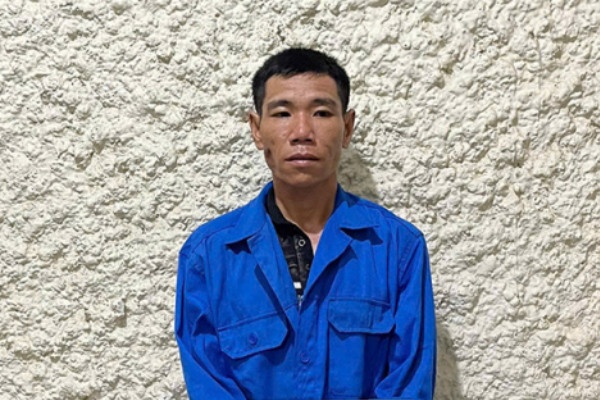 Bi kiem tra nong do con, tai xe tan cong CSGT hinh anh