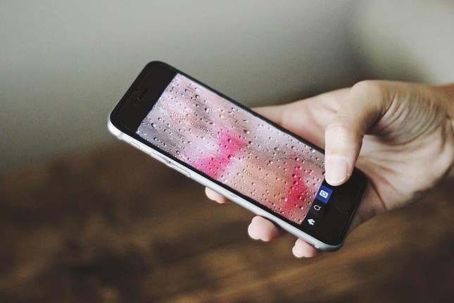 Doi tuong duoc thue che anh 'nong' se bi xu ly ra sao? hinh anh