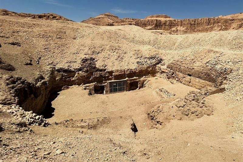 He lo chu nhan cua lang mo Ai Cap 3.000 nam tuoi hinh anh