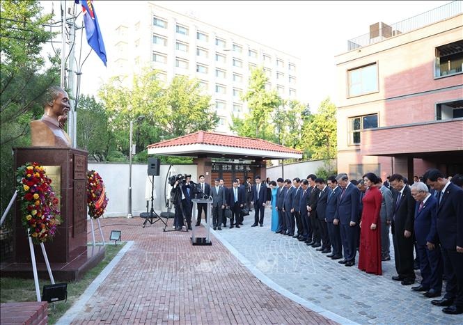 Tong bi thu To Lam anh 2