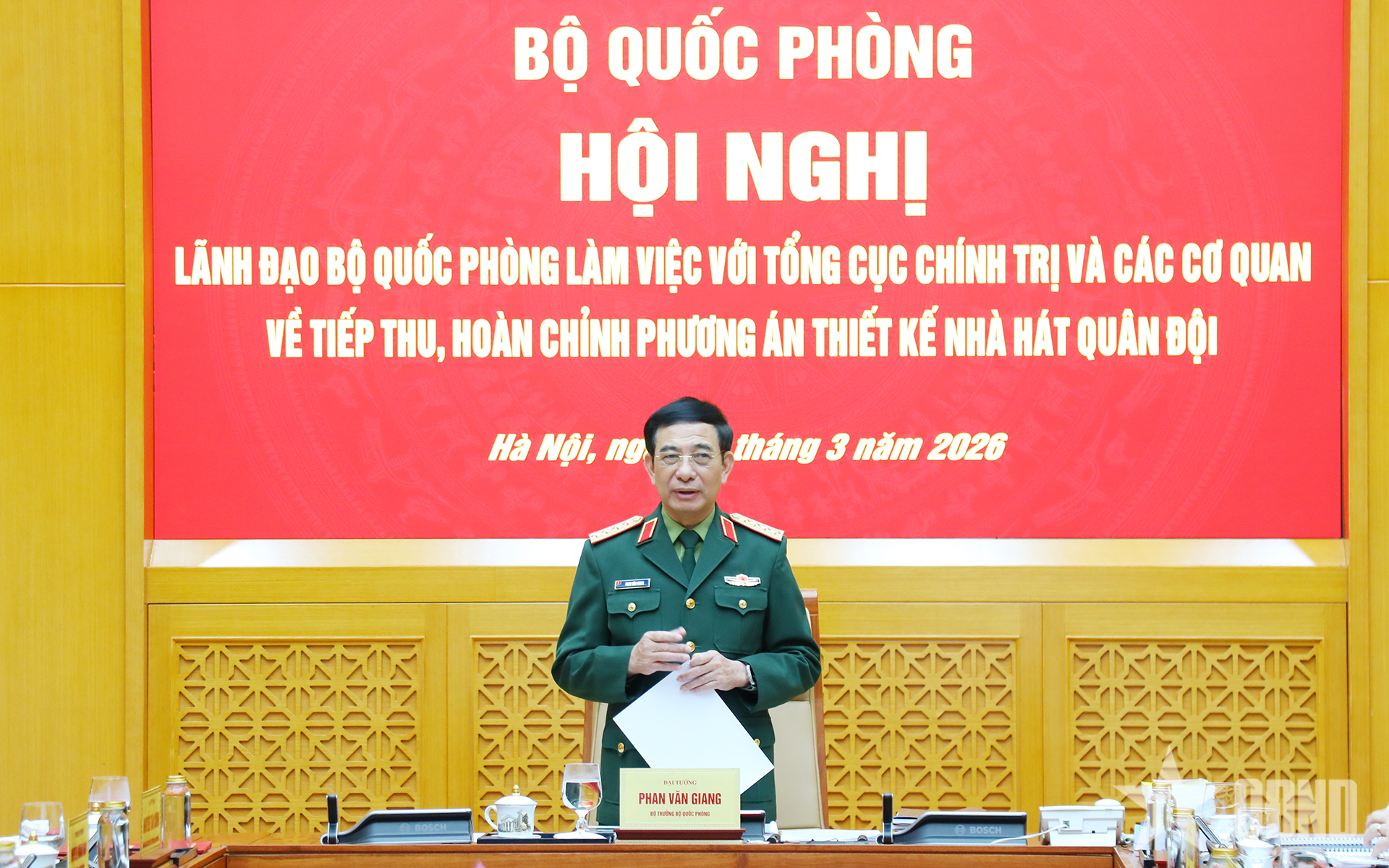 nha hat quan doi anh 1