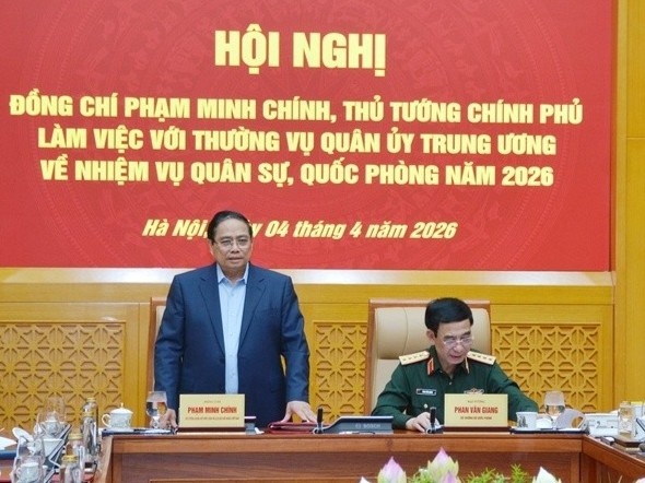 Thu tuong Pham Minh Chinh lam viec voi Thuong vu Quan uy Trung uong hinh anh