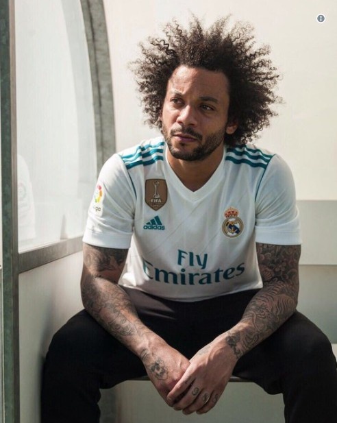 mẫu áo đấu mới của Real Madrid ảnh 3 mau ao dau moi cua Real Madrid anh 3