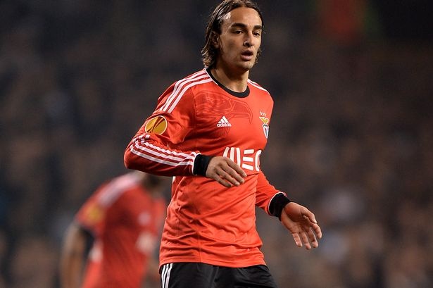 Doi hinh Benfica ban cho cac dai gia chau Au anh 8