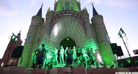 mẫu áo đấu theo phong cách siêu anh hùng ảnh 4 mau ao dau theo phong cach sieu anh hung anh 4