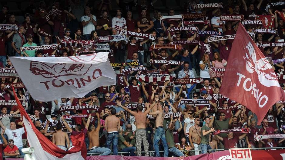 Ronaldo,  Messi va ky luc chua the pha anh 11