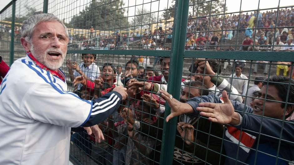 Ronaldo,  Messi va ky luc chua the pha anh 15