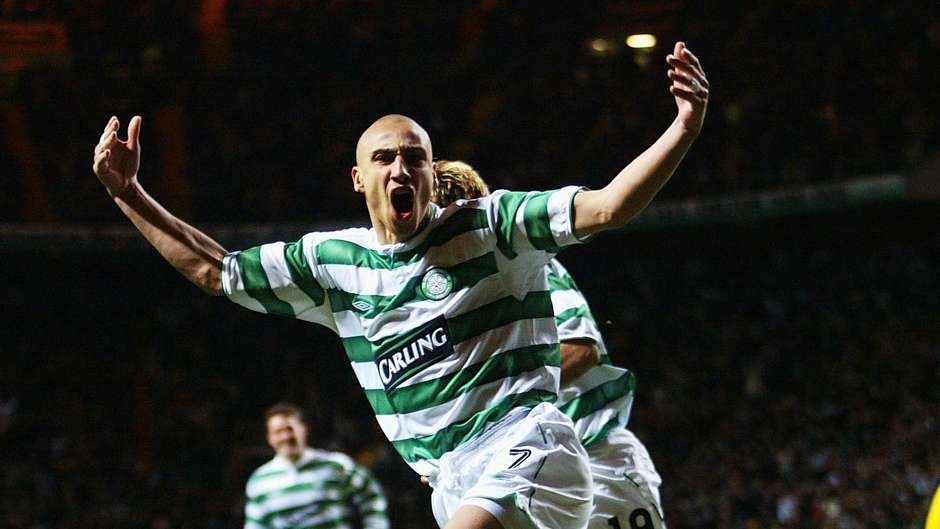 Ronaldo,  Messi va ky luc chua the pha anh 6