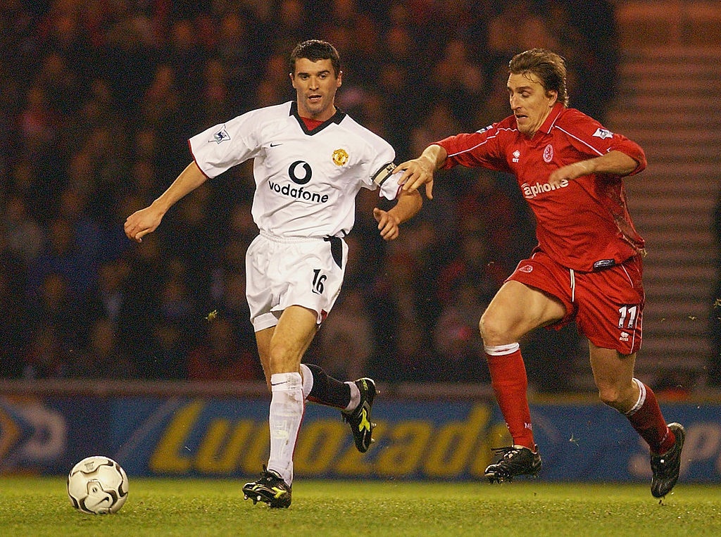 10 mẫu áo sân khách đẹp nhất của MU ảnh 2 10 mau ao san khach dep nhat cua MU anh 2