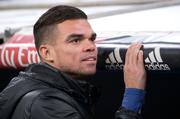 doi hinh dat gia nhat lich su Real anh 3