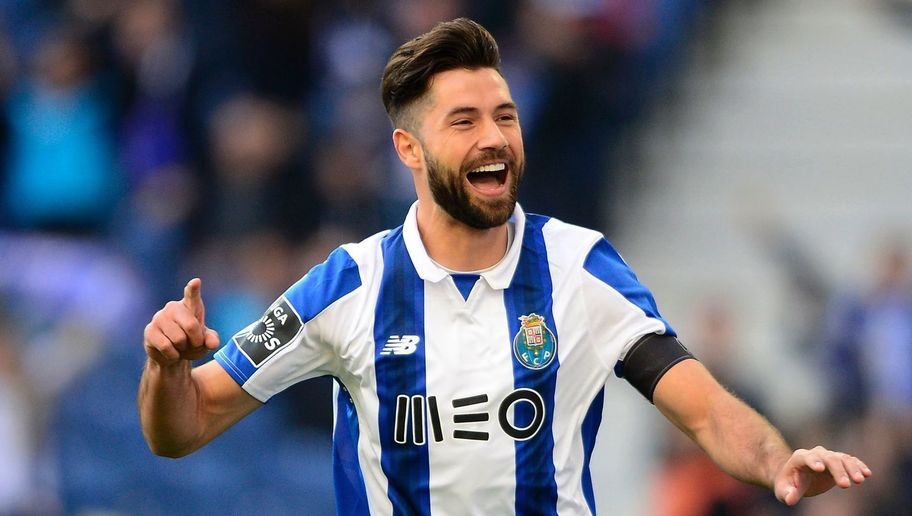 Sieu doi hinh cua Porto anh 6