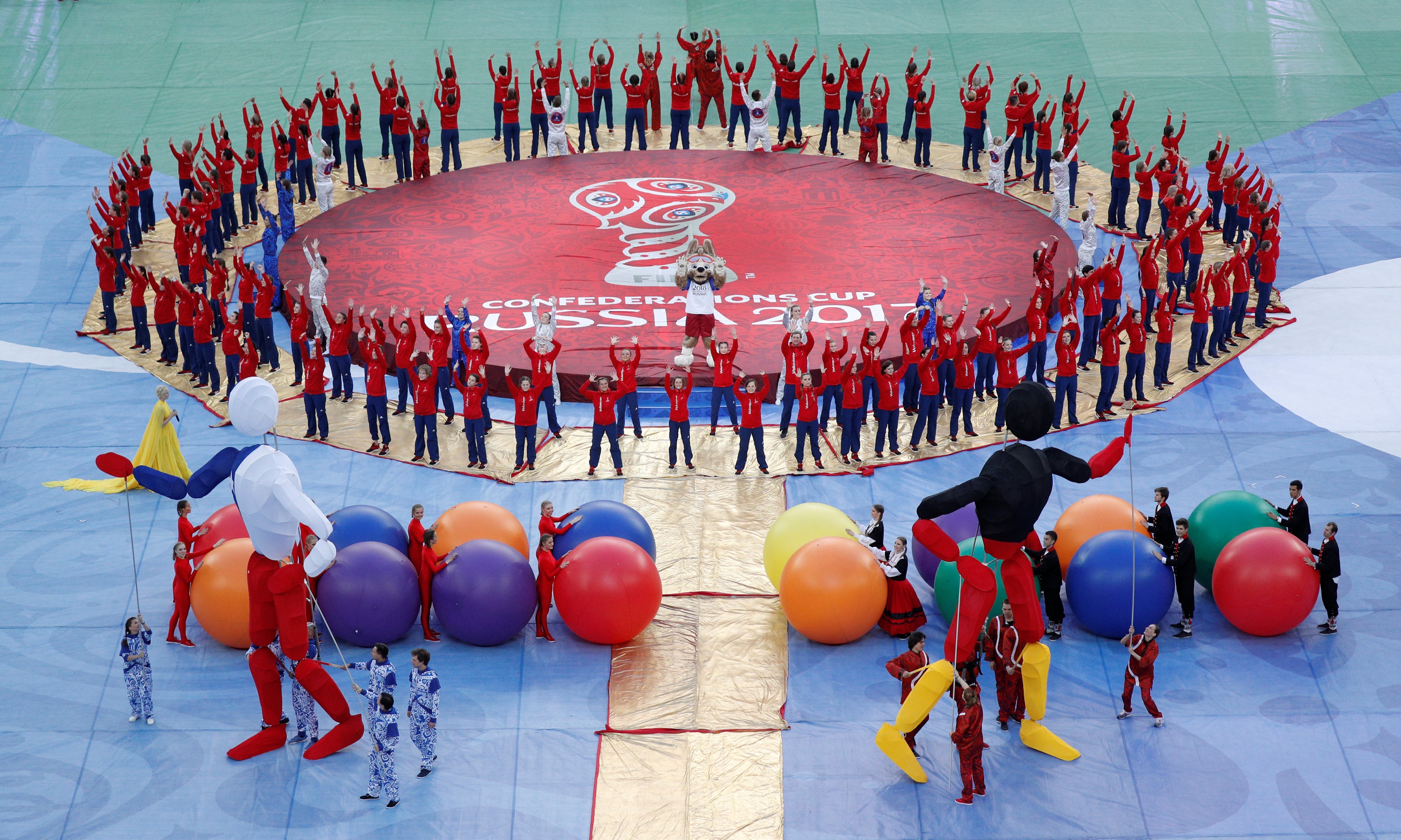 Ro béo rạng rỡ trong buổi lễ bế mạc Confeds Cup ảnh 6 Ro beo rang ro trong buoi le be mac Confeds Cup anh 6