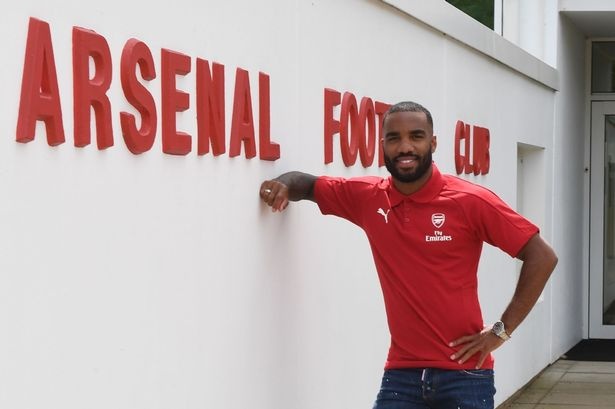 10 bom tan chuyen nhuong tai Premier League anh 9