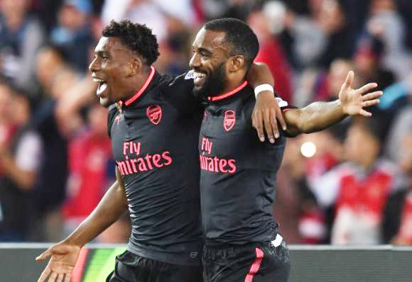 Tan binh dat nhat lich su Arsenal ghi ban ngay tran ra mat hinh anh