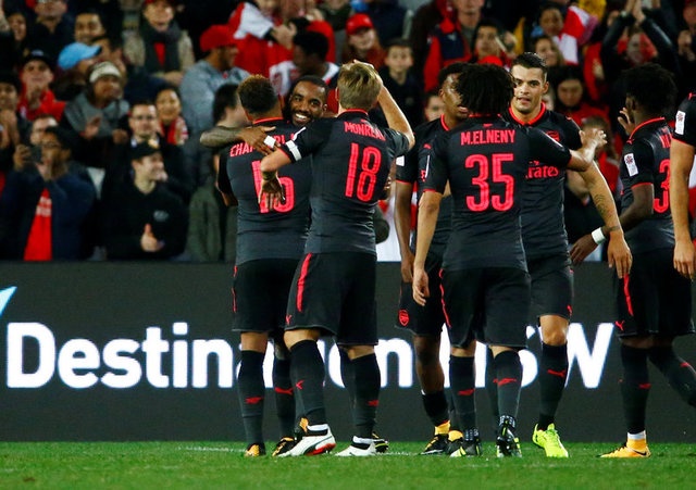 Lacazette ghi bàn ở trận ra mắt ảnh 7 Lacazette ghi ban o tran ra mat anh 7