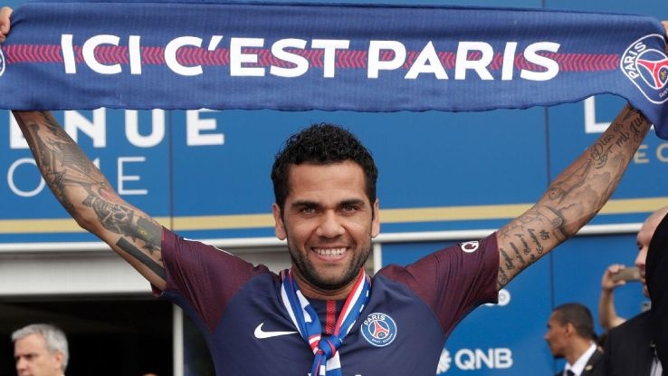 8 'bom tan' duoc kich no trong thoi gian qua anh 3