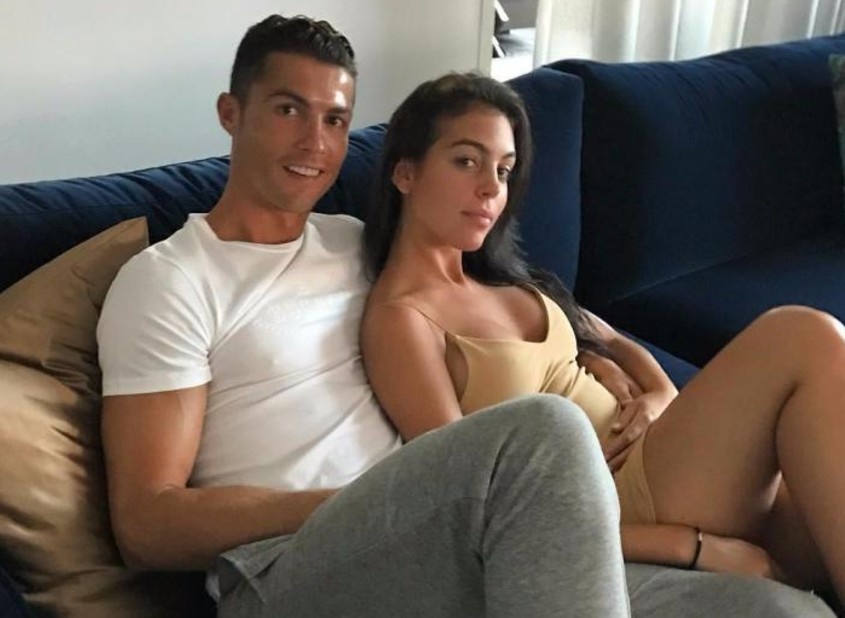 Ronaldo don tin vui thu 3 trong nam 2017 hinh anh