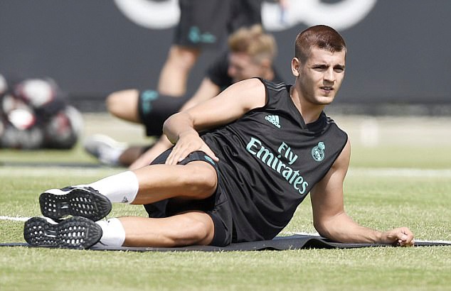 Morata đến London ảnh 7 Morata den London anh 7
