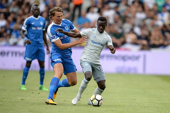 Rooney lai ghi ban trong mau ao Everton anh 2