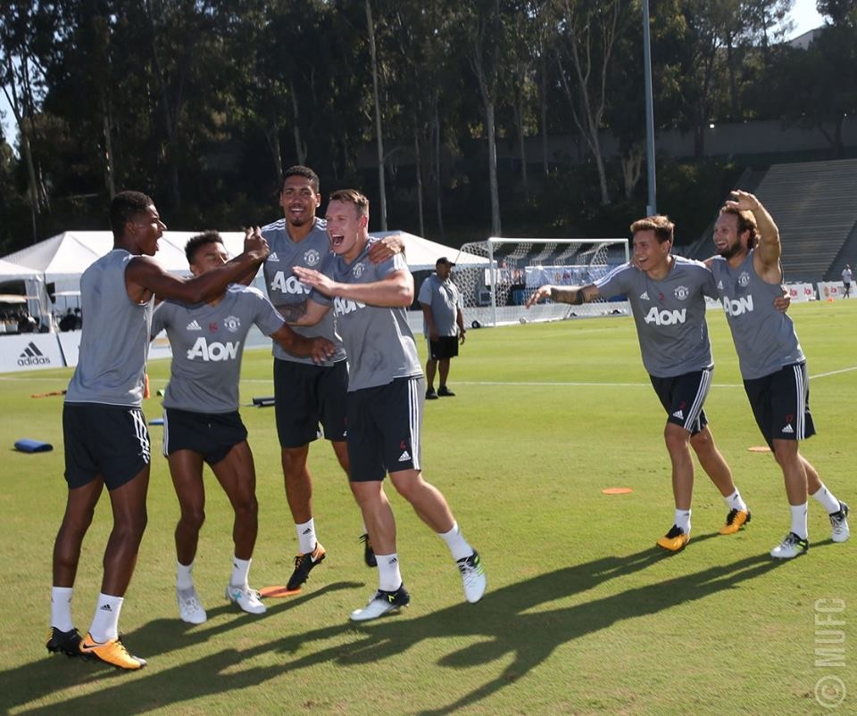 Dàn sao MU sẵn sàng đối đầu Real Madrid ảnh 5 Dan sao MU san sang doi dau Real Madrid anh 5