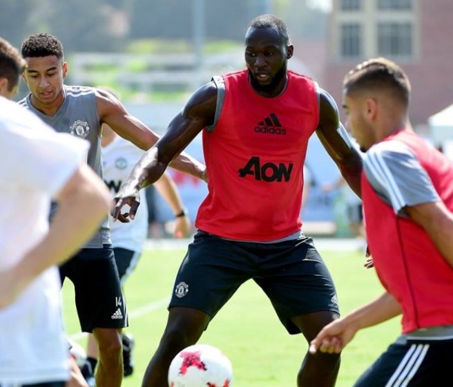 20 khoanh khac dep cua Man Utd trong tour du dau anh 1