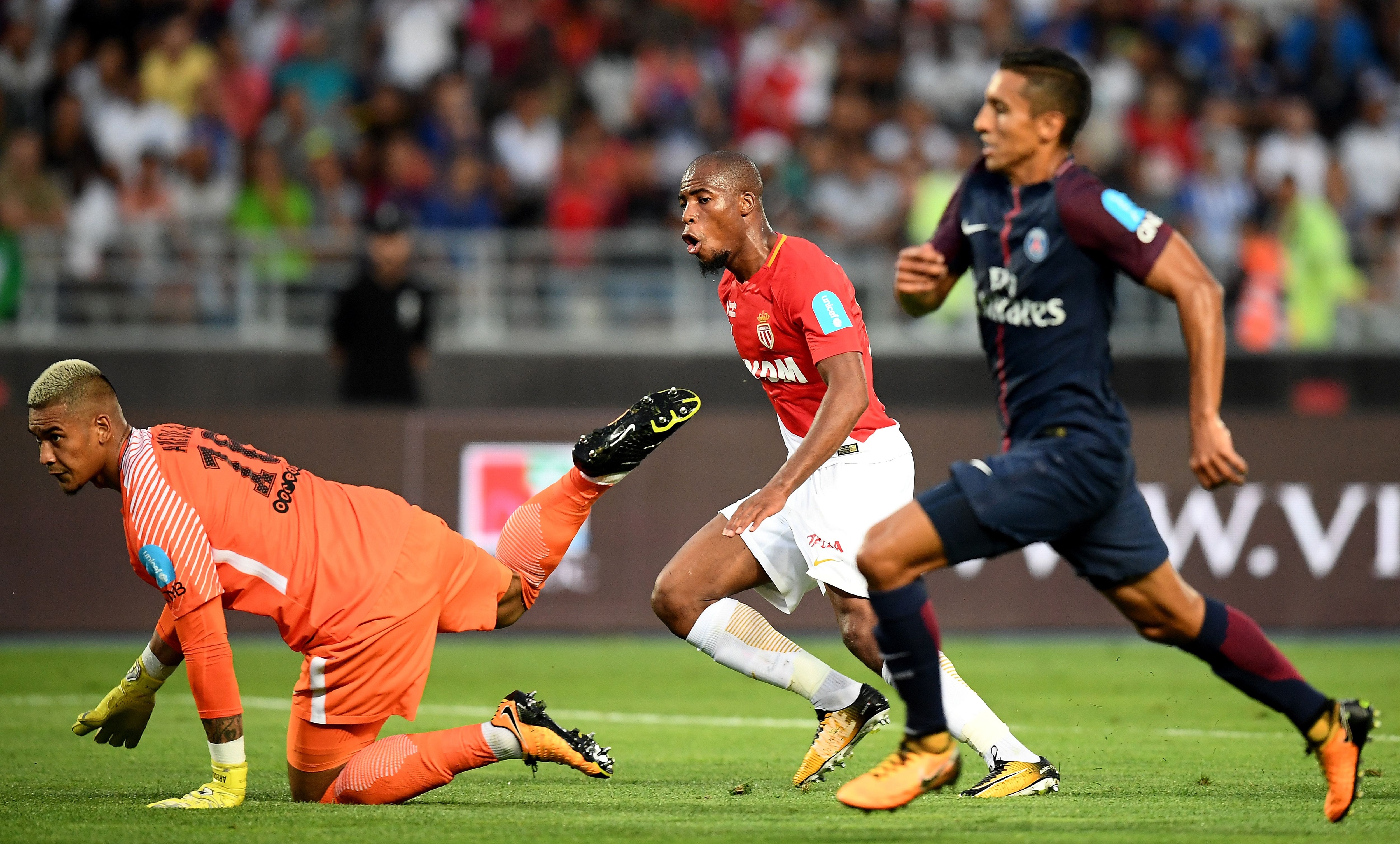 Dani Alves toa sang,  PSG gianh sieu cup Phap anh 2