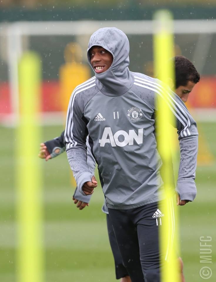 Matic quan quyt Mata trong buoi tap anh 10