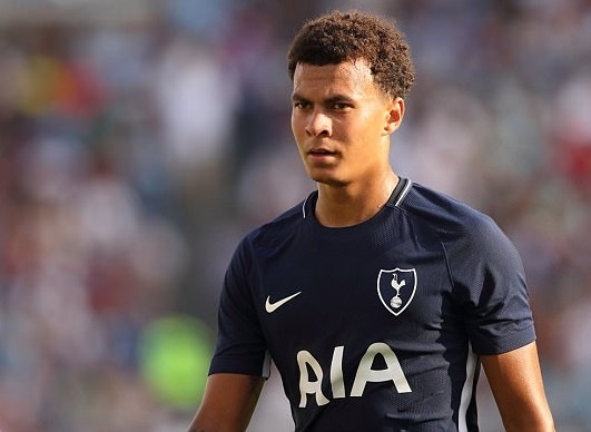 Than dong Anh tiec tung thau dem truoc mua giai moi hinh anh