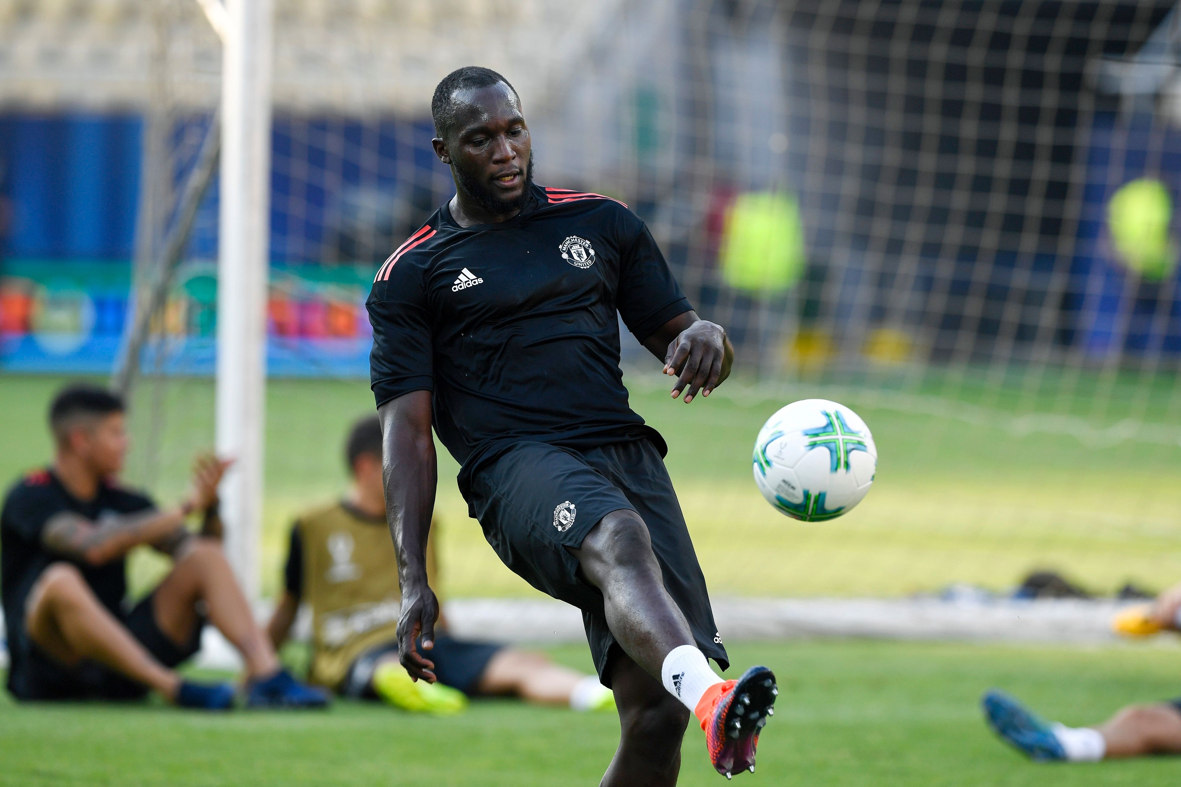 Matic cang thang truoc them dai chien Real anh 3