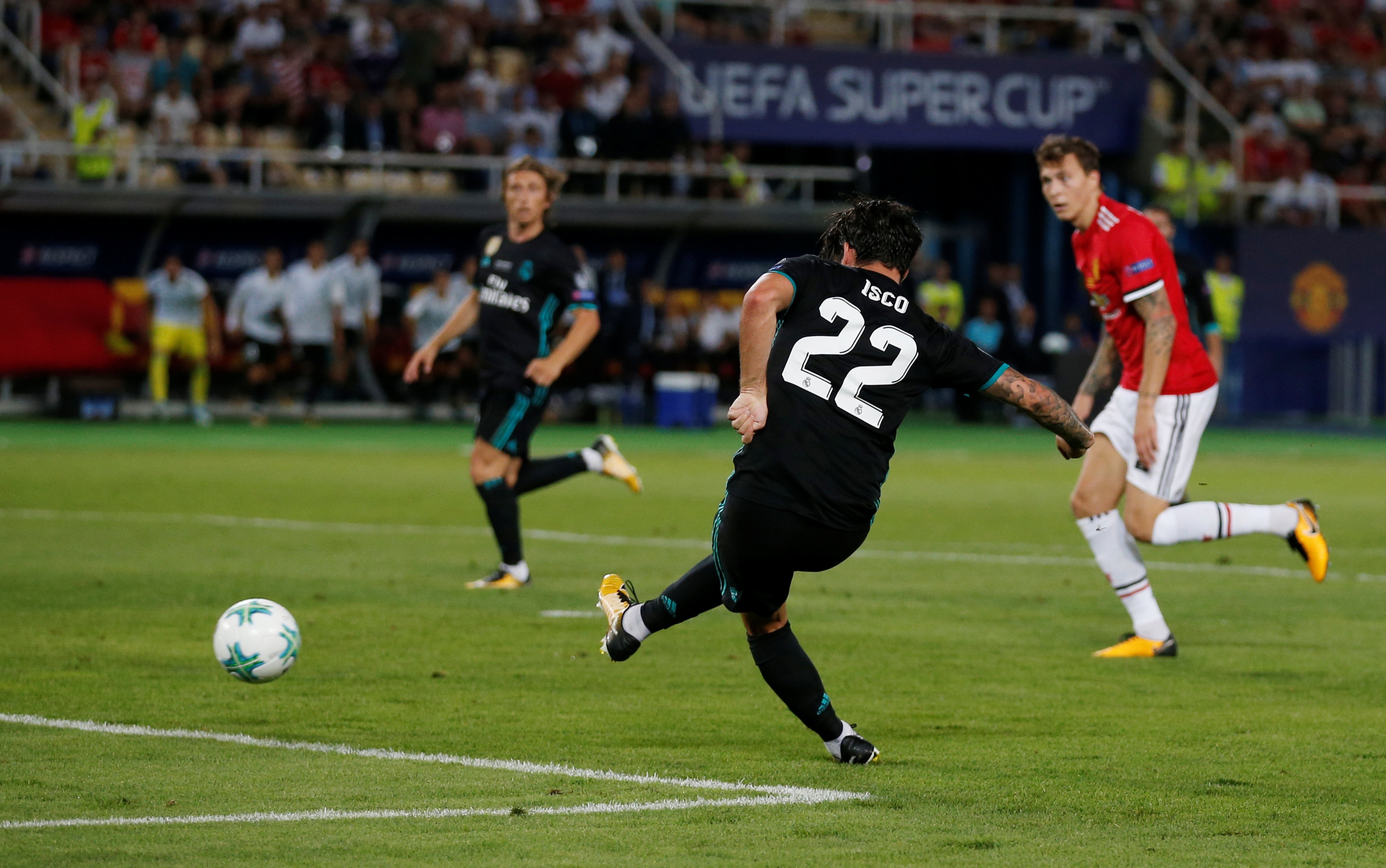 sieu cup chau Au anh 11