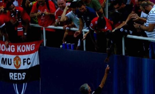 Mourinho mỉa mai Ronaldo ảnh 3 Mourinho mia mai Ronaldo anh 3